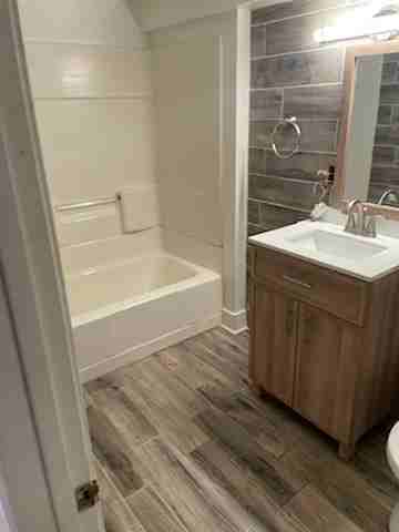 202 N. Pearl St. Unit Basement - Photo 3 of 6