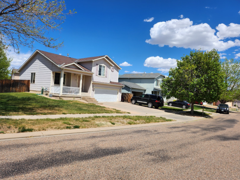 3625 Bobcat Ln - Photo 2 of 16