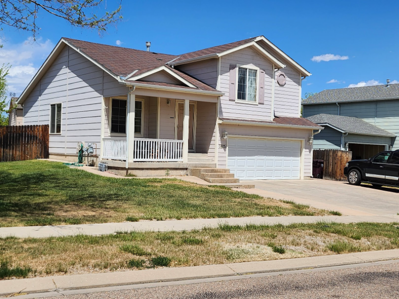 3625 Bobcat Ln - Photo 3 of 16