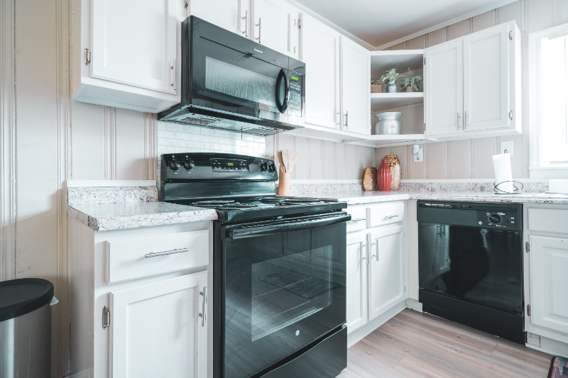 2340 Ashley Rd - Photo 3 of 19