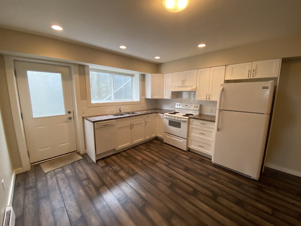 8808 17 St #8808A - Photo 2 of 9