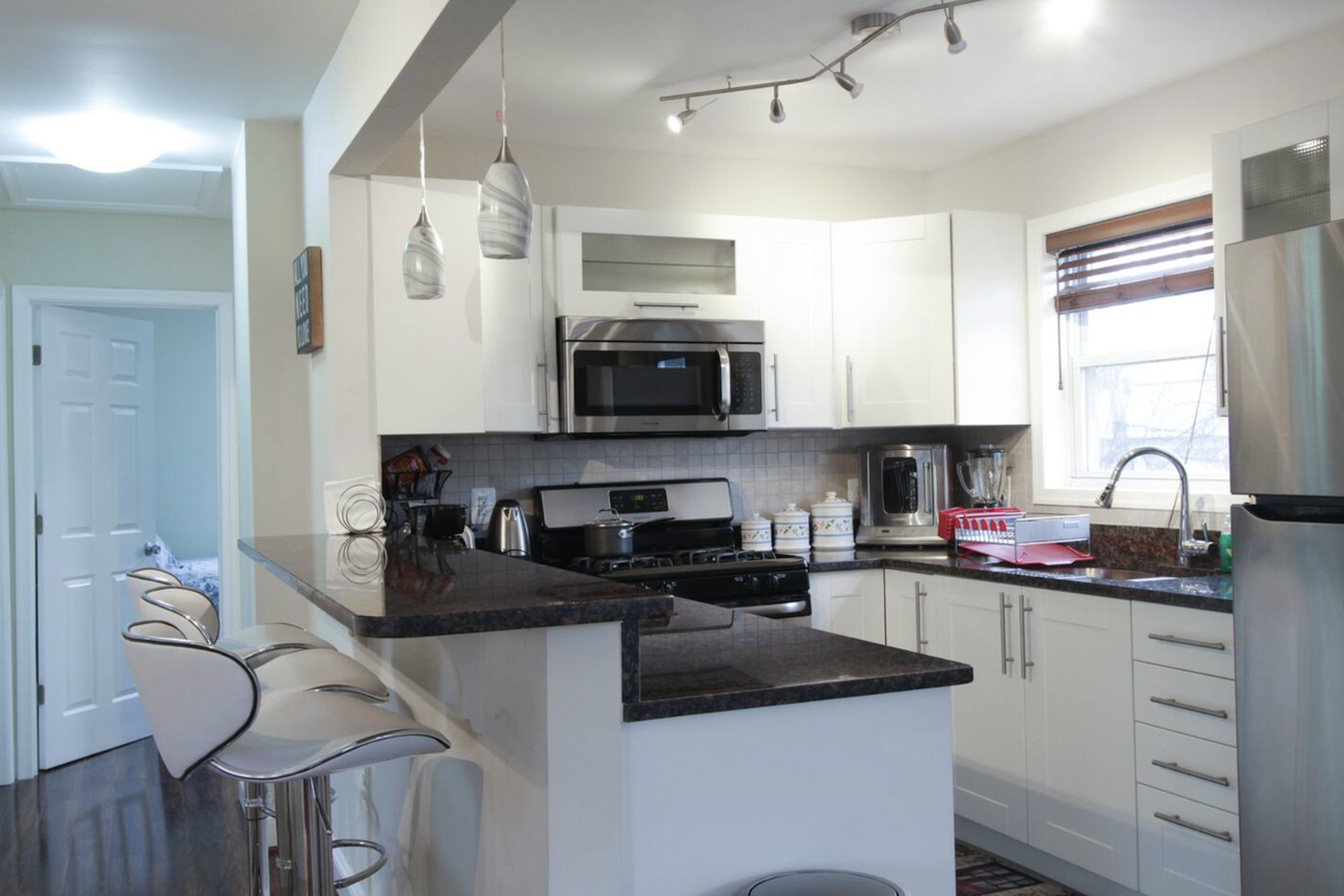 2708 Arlington Boulevard - Photo 6 of 14