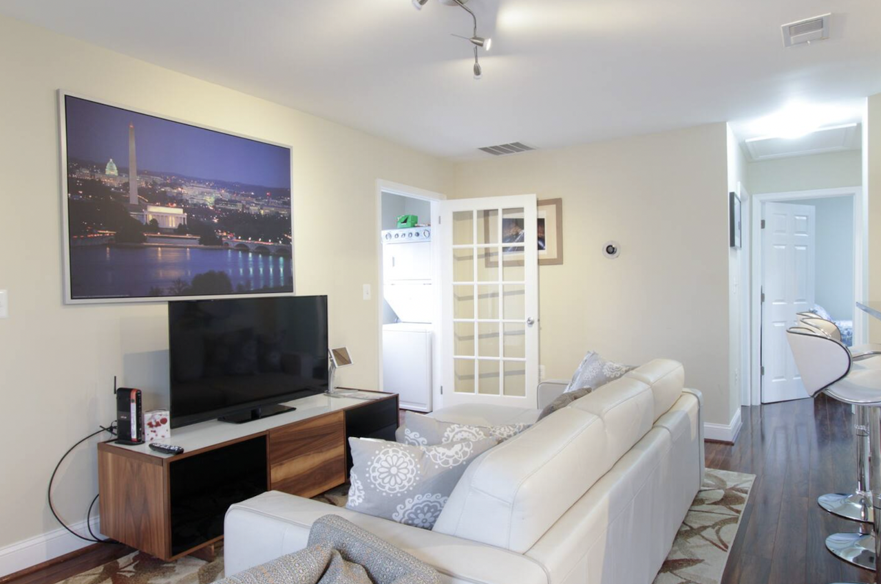 2708 Arlington Boulevard - Photo 7 of 14