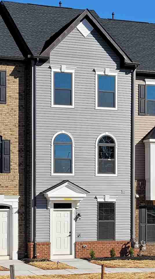 2738 Velocity Rd - Photo 3 of 13