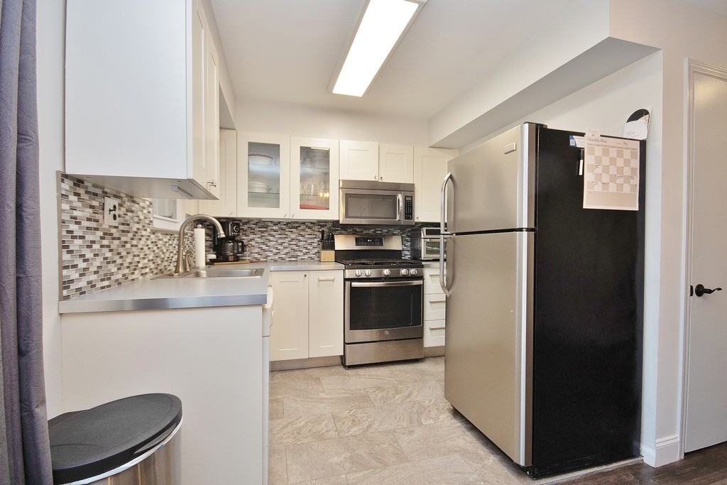 14 Somerset Dr - Photo 3 of 20