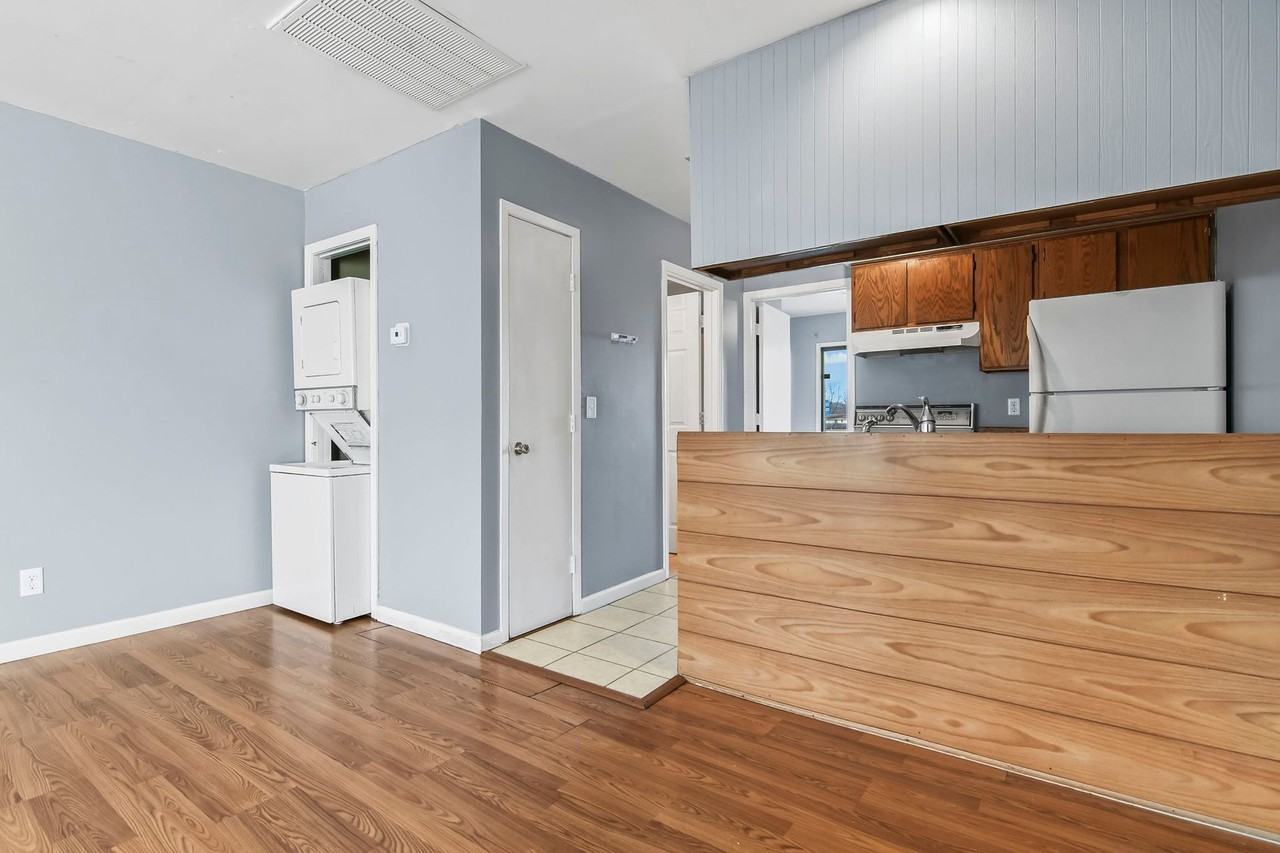 Stanton 1 bedroom units - Photo 7 of 19