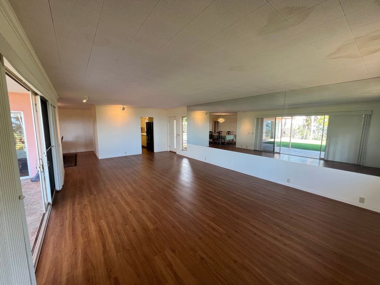 3459 Omaopio Rd - Photo 5 of 32