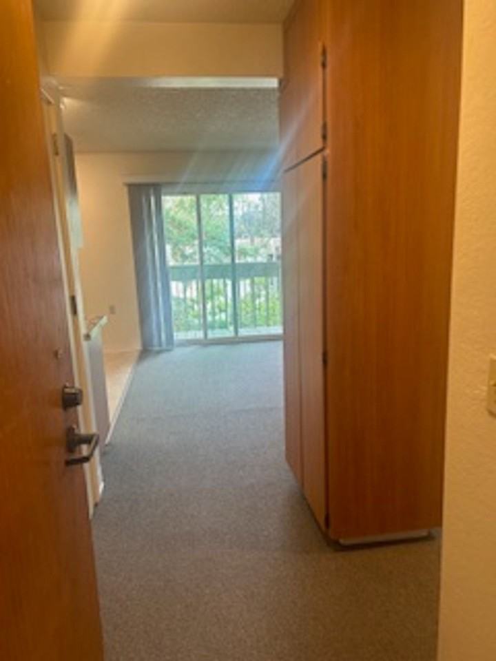 Corinthian House - Photo 7 of 40