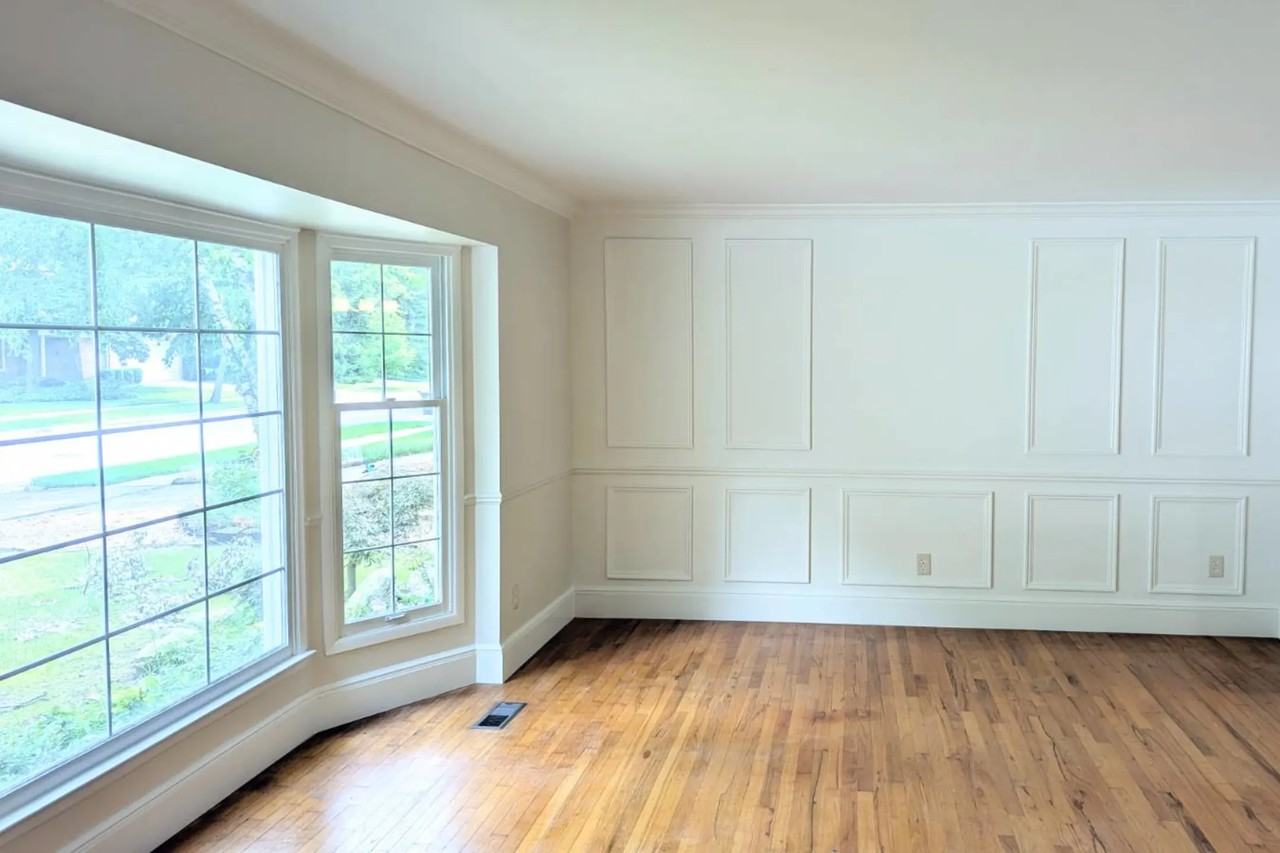 3684 Middleton Dr - Photo 3 of 13