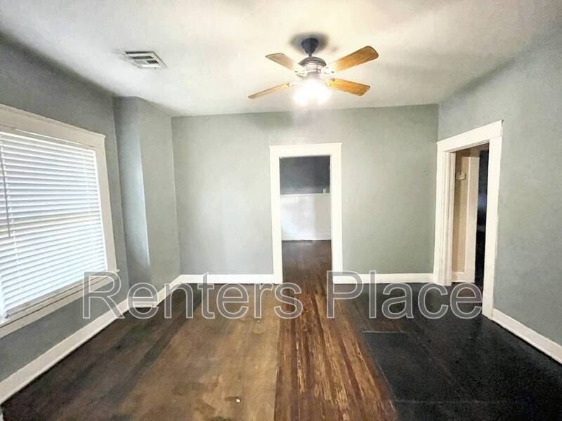 1108 E 5th St - Photo 3 of 12