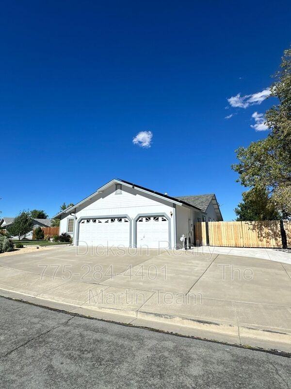 1339 Whooping Crane Dr - Photo 2 of 36