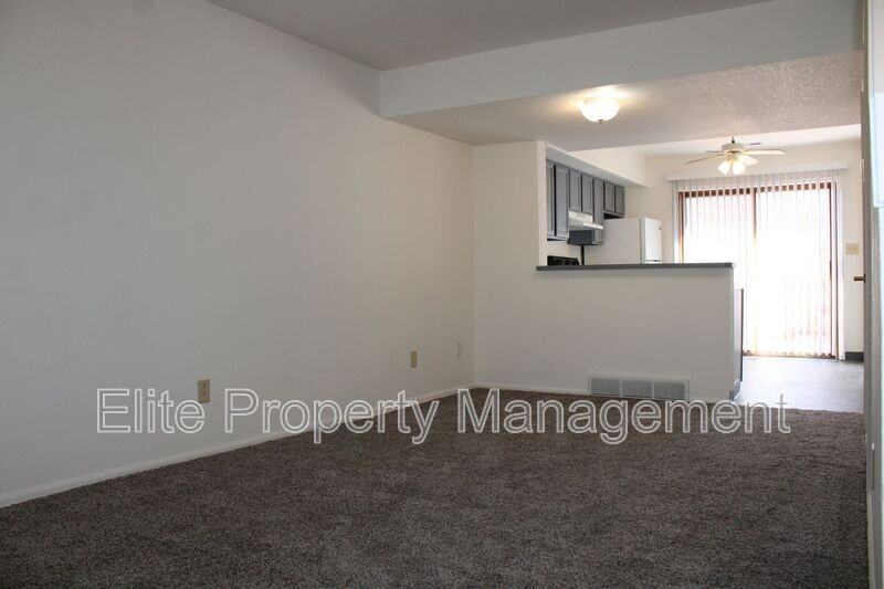 1984 N Salem Ave - Photo 2 of 13