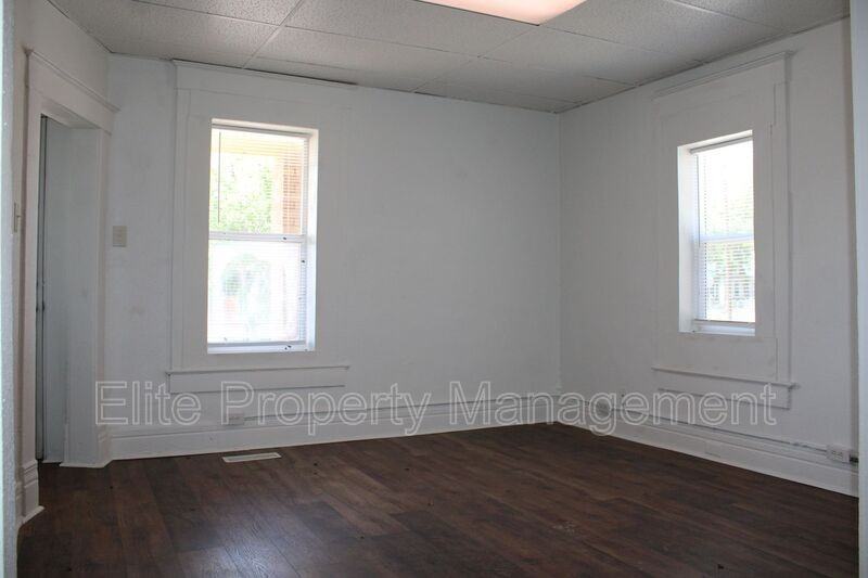 1012 West St - Photo 3 of 13