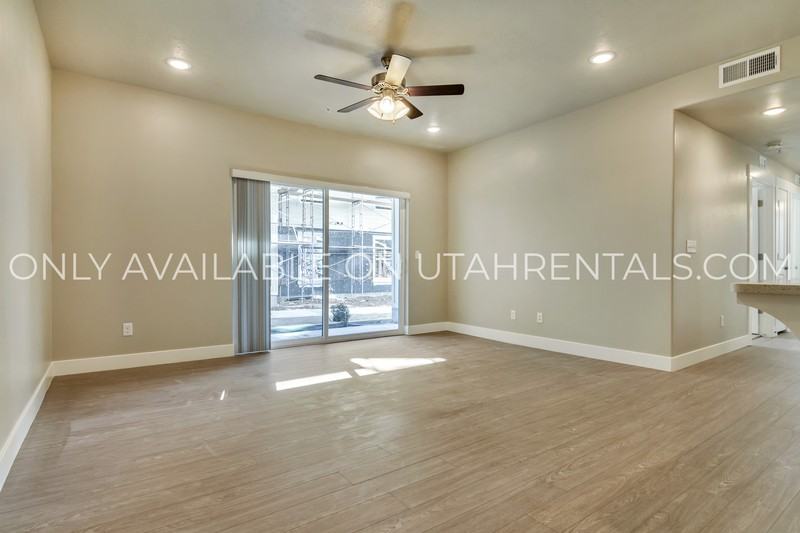 1128 Se #2102 - Photo 5 of 20