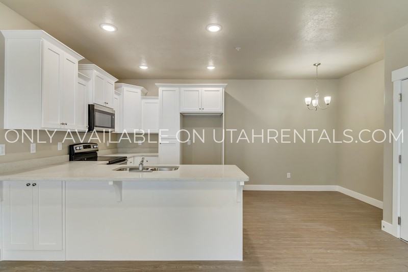 1128 Se #2102 - Photo 6 of 20