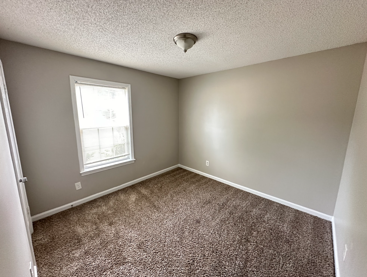 4440 Crump Rd - Photo 2 of 16