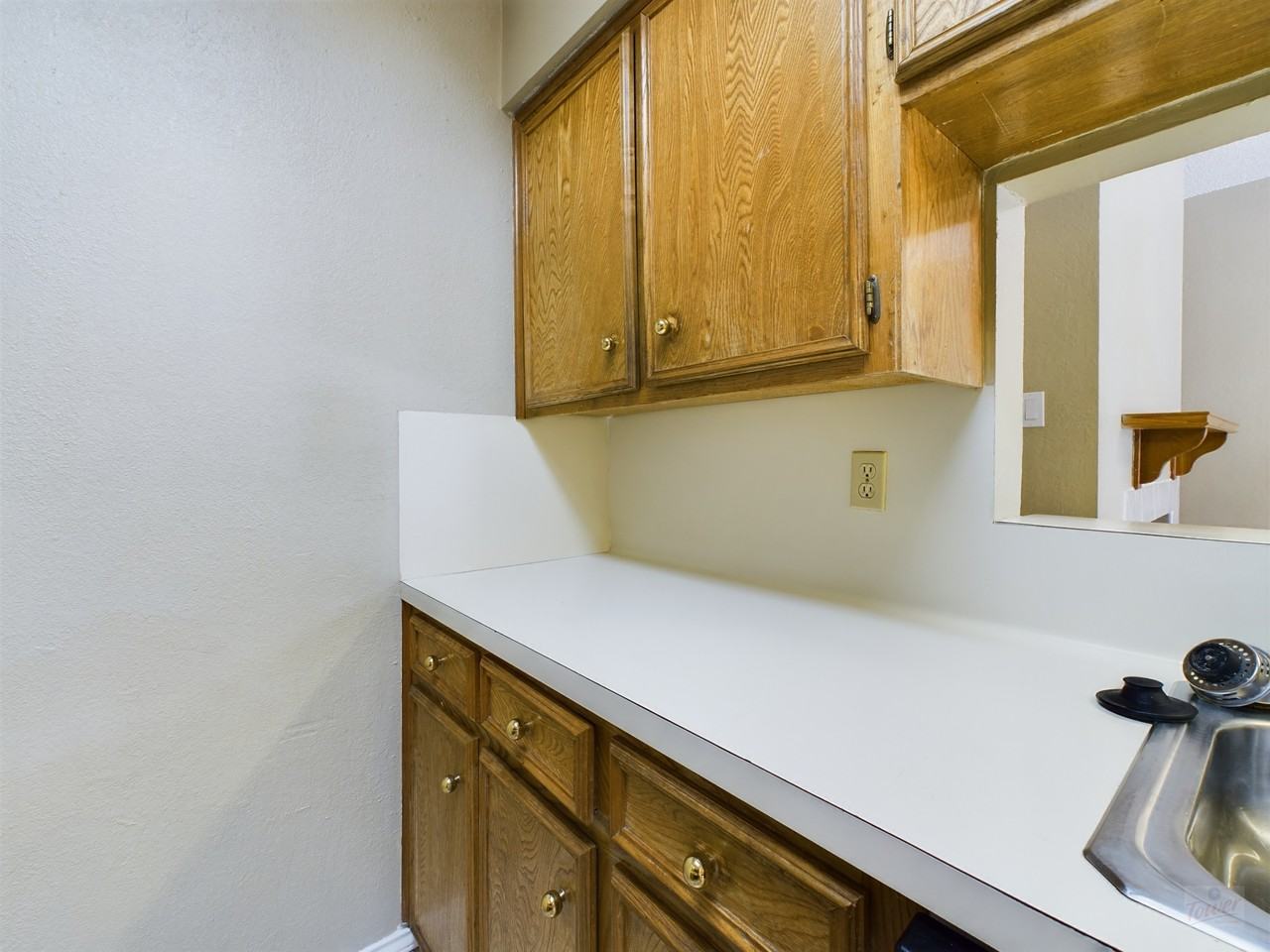 2706 Salado St #206 - Photo 7 of 28