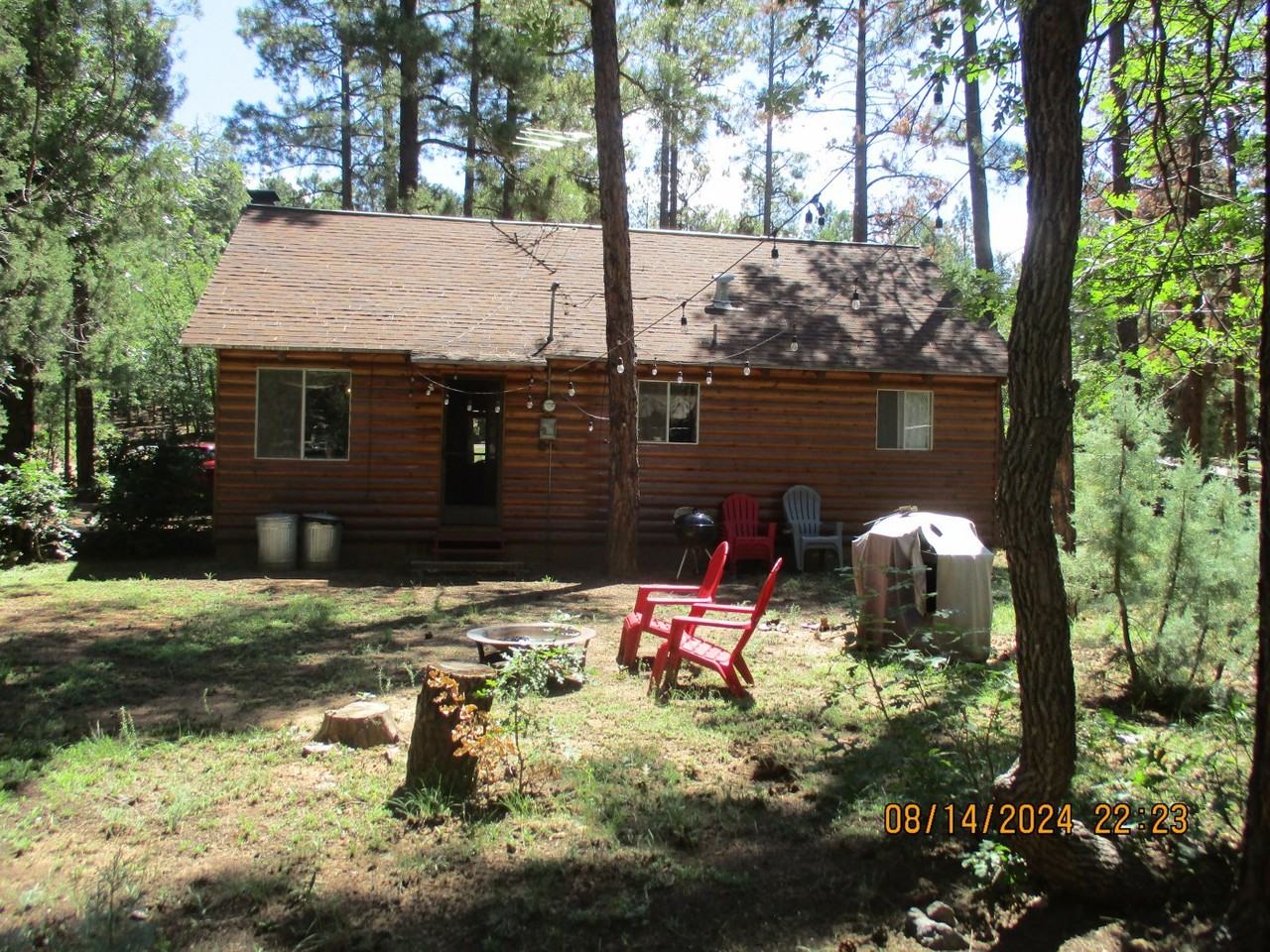 622 S Cotton Tail Ln - Photo 2 of 13