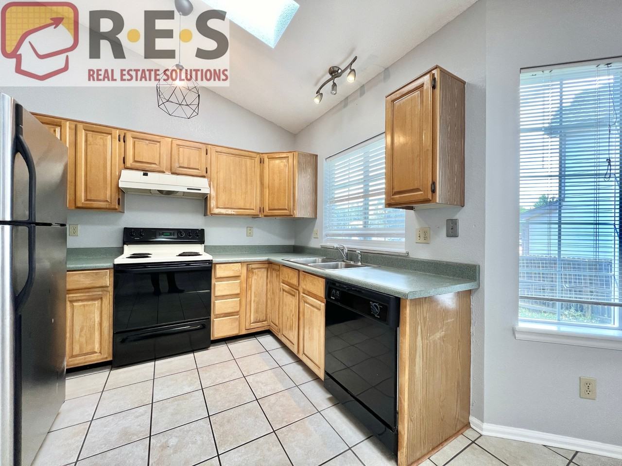 12265 Deerfield Way - Photo 2 of 19