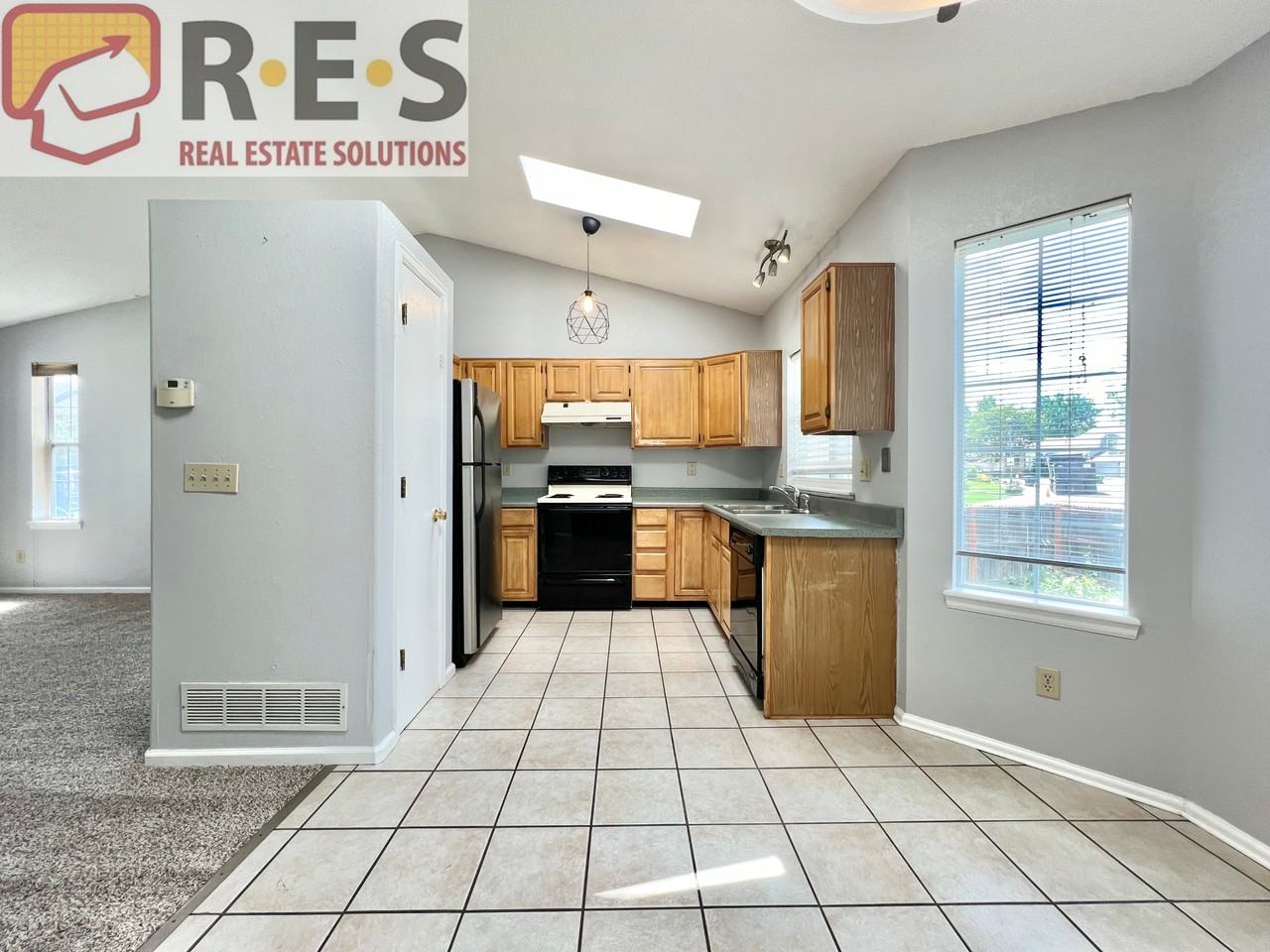 12265 Deerfield Way - Photo 4 of 19