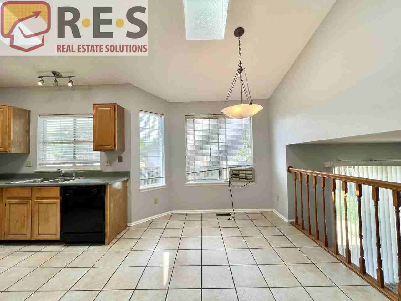 12265 Deerfield Way - Photo 5 of 19