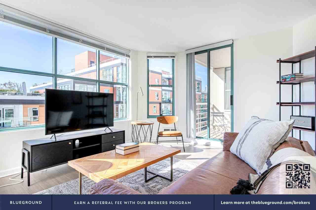 2 Townsend Street - Photo 5 of 50
