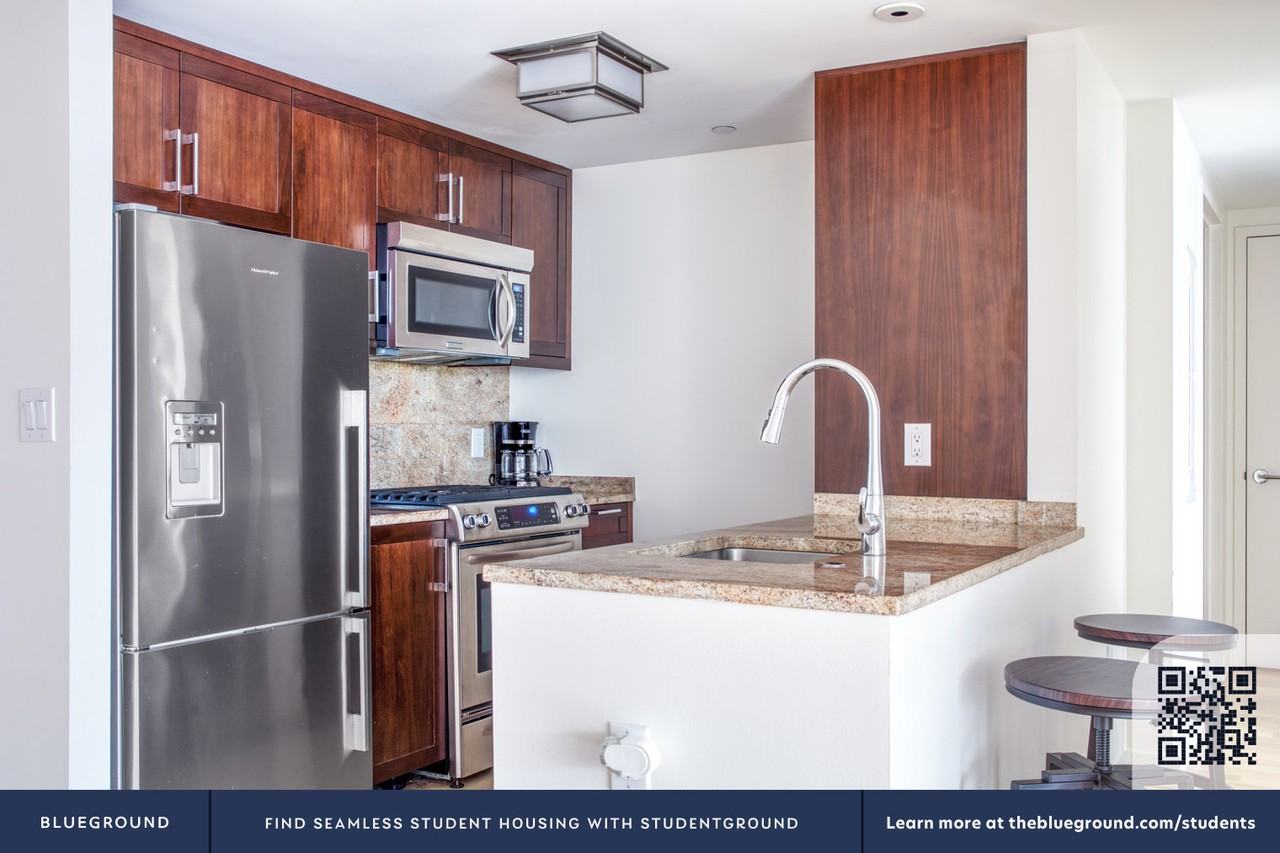 135 Clarendon Street - Photo 6 of 25