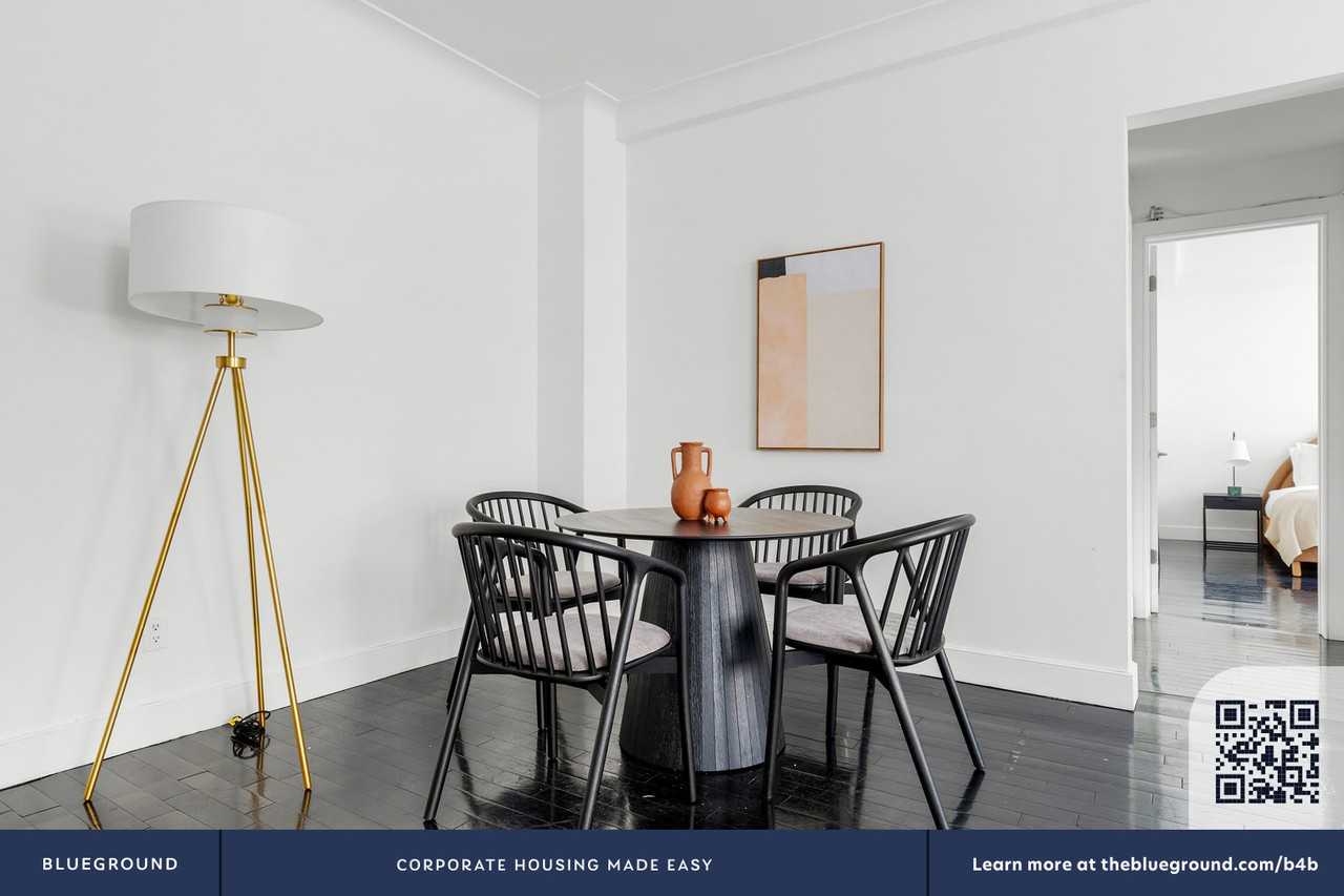 15 West 55th Street - Photo 6 of 31