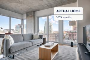 featured image of 165 N Desplaines St #644