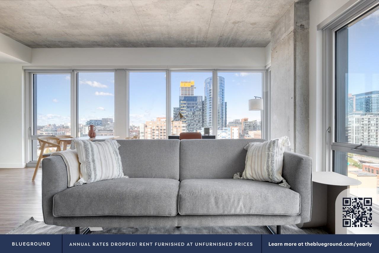 165 North Des Plaines Street - Photo 4 of 112