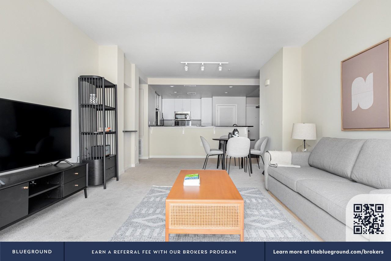 550 Moreland Way - Photo 5 of 36