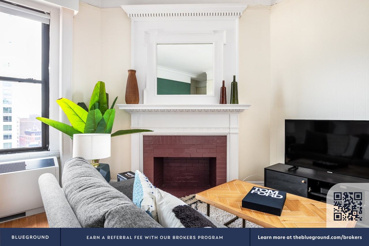 62 Boylston Street - Photo 5 of 39