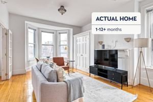 featured image of 11 Hereford St #557