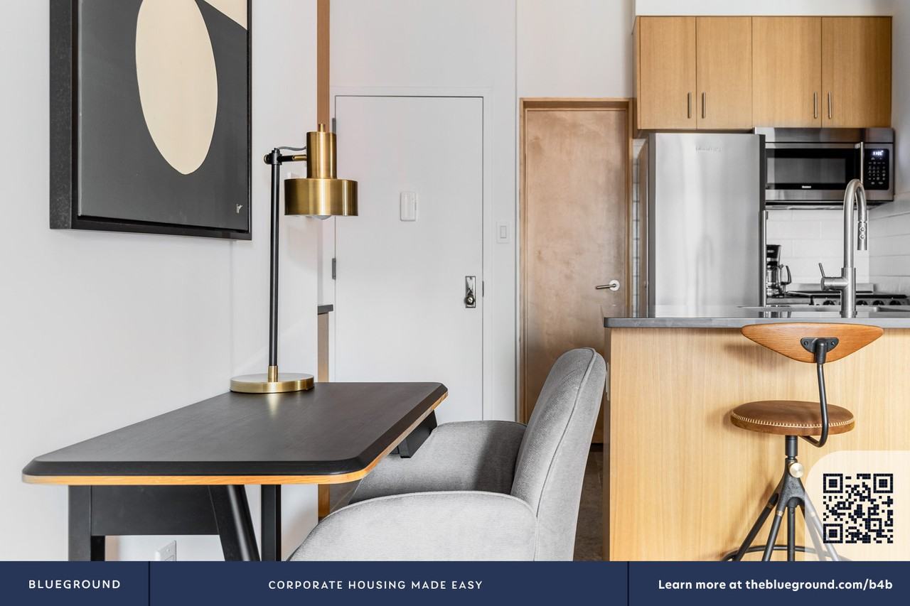 212 Lafayette Street - Photo 6 of 35