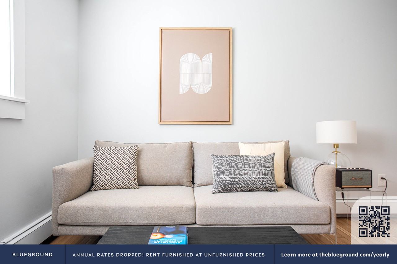 35 South St #395 - Photo 3 of 19