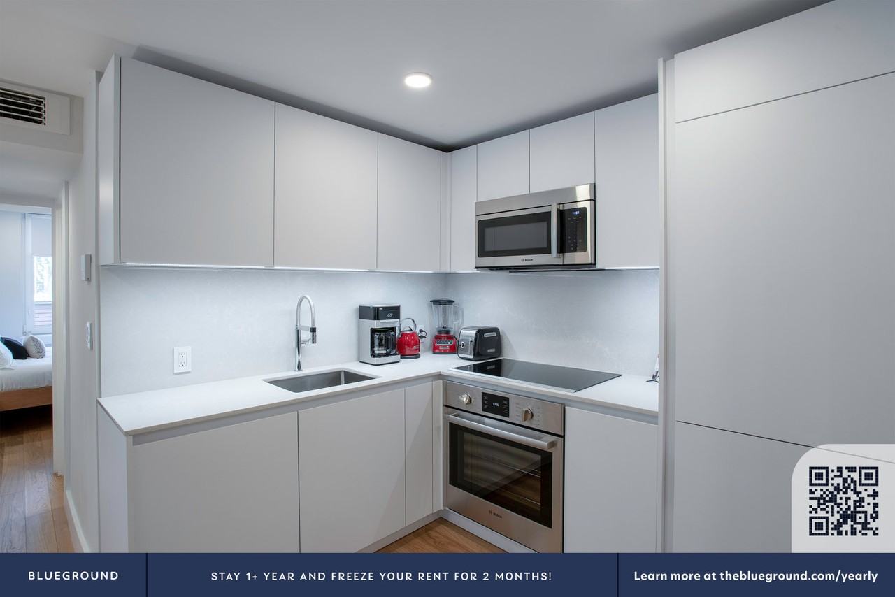 334 Harvard Street - Photo 7 of 24