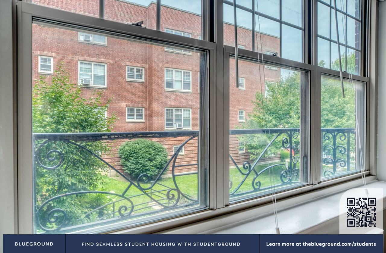 2752 Hampton Parkway - Photo 6 of 26