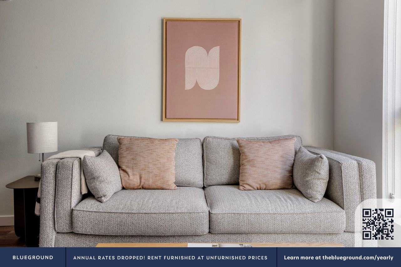 22335 Foothill Boulevard - Photo 4 of 70