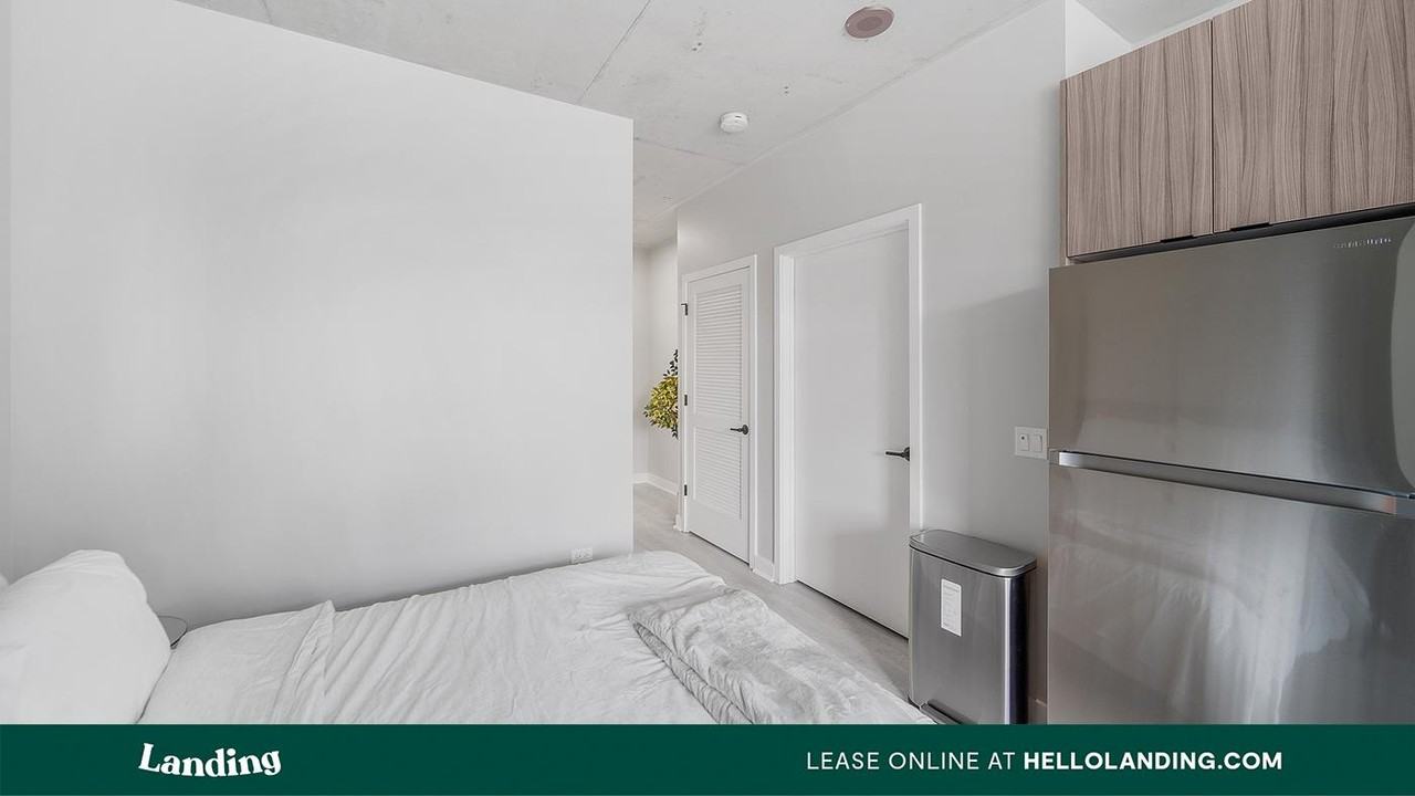 4611 North Broadway - Photo 4 of 50