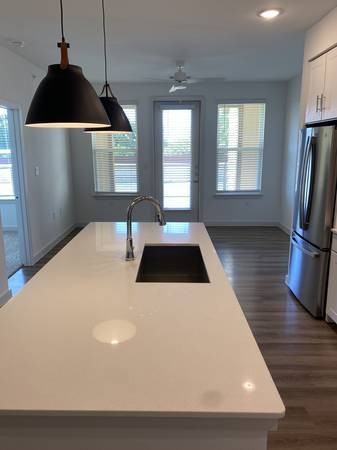 608 San Gabriel Parkway #12204 - Photo 2 of 7