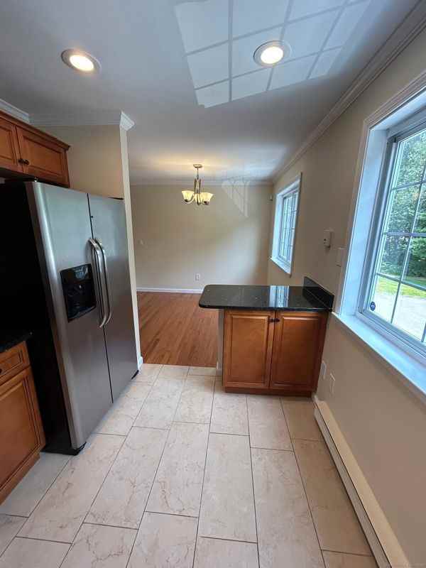 94 Cynthia Ln - Photo 5 of 20