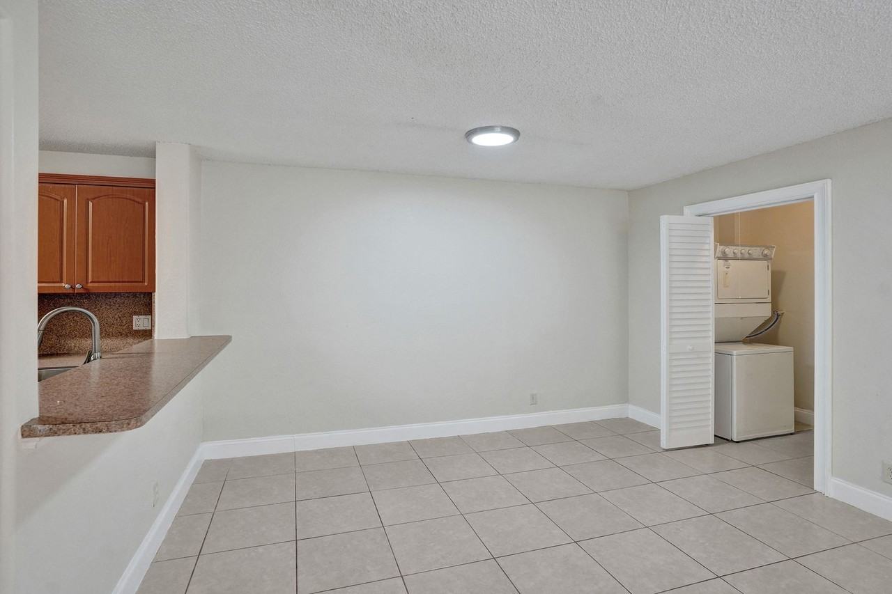 10773 Cleary Blvd #111 - Photo 3 of 41