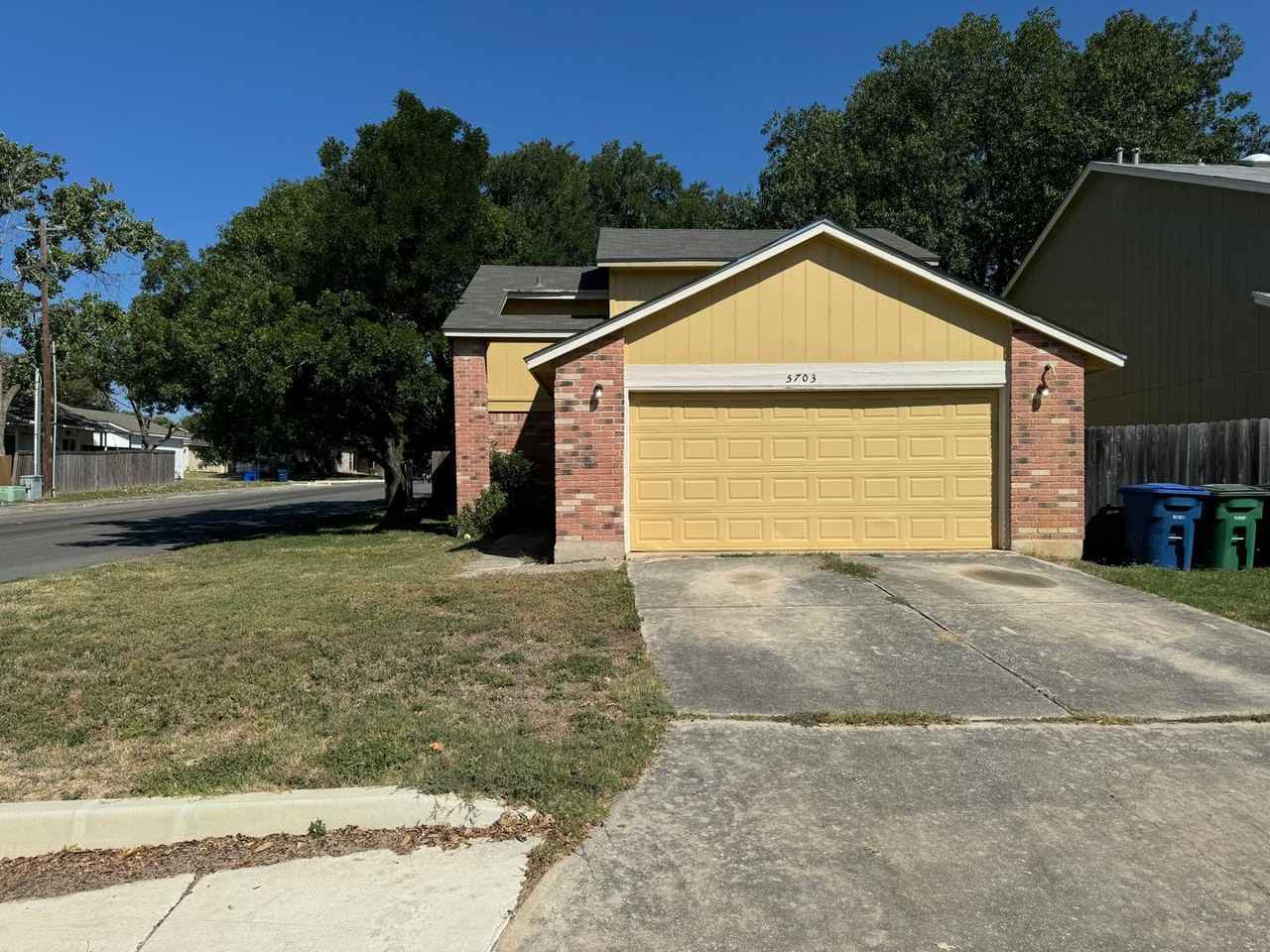 5703 Spring Night St - Photo 2 of 20