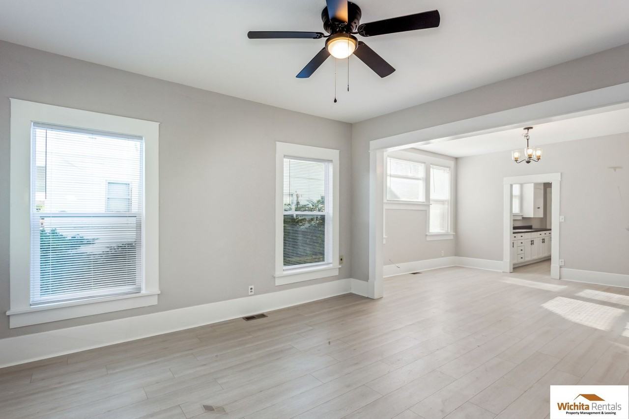 3427 Oakland St - Photo 3 of 16