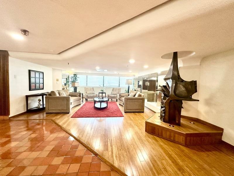 415 Greenview Ave Unit 1205 - Photo 2 of 13