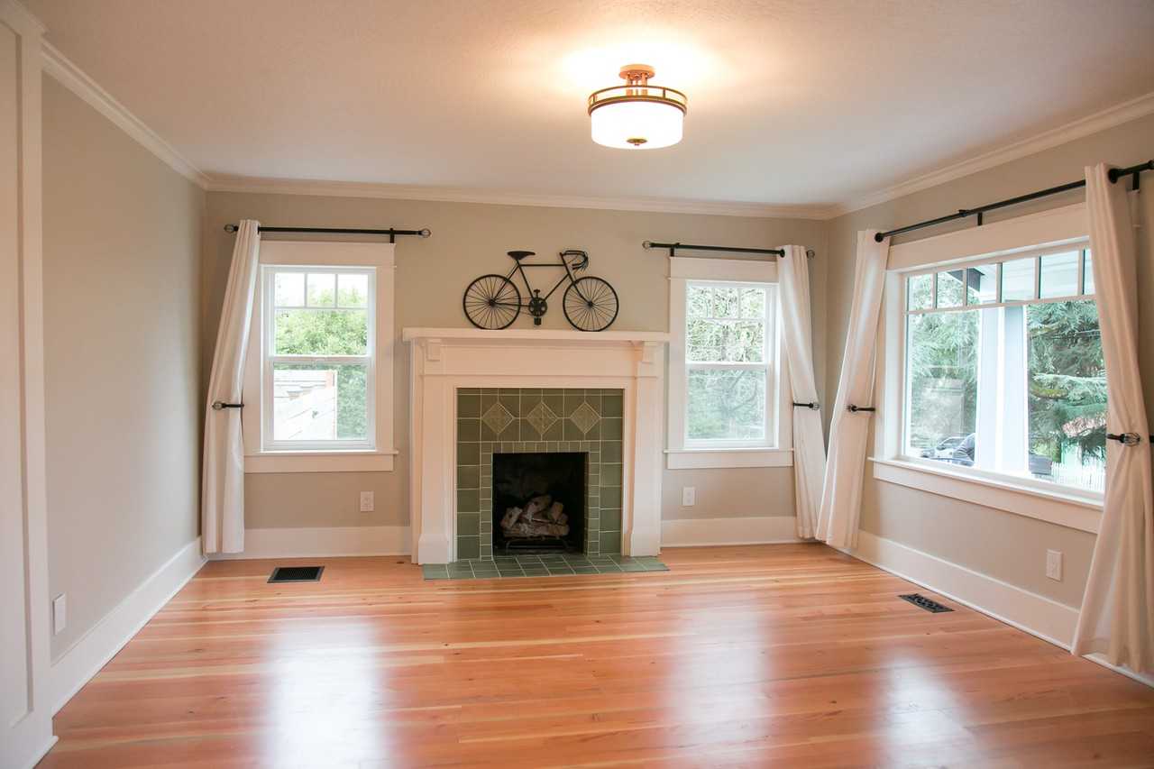 7334 Sw 33rd Ave - Photo 7 of 16