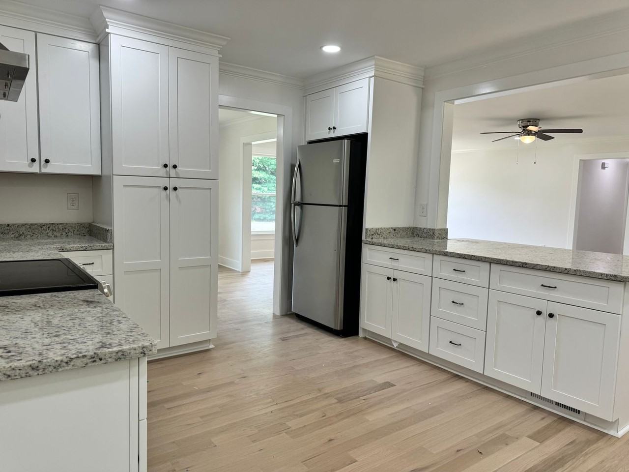 625 Cottonfield Lane - Photo 5 of 32