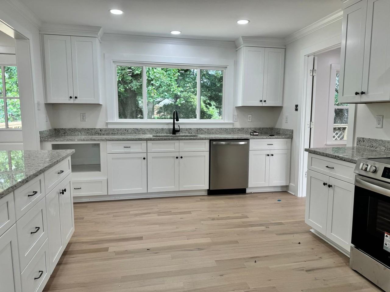 625 Cottonfield Lane - Photo 6 of 32