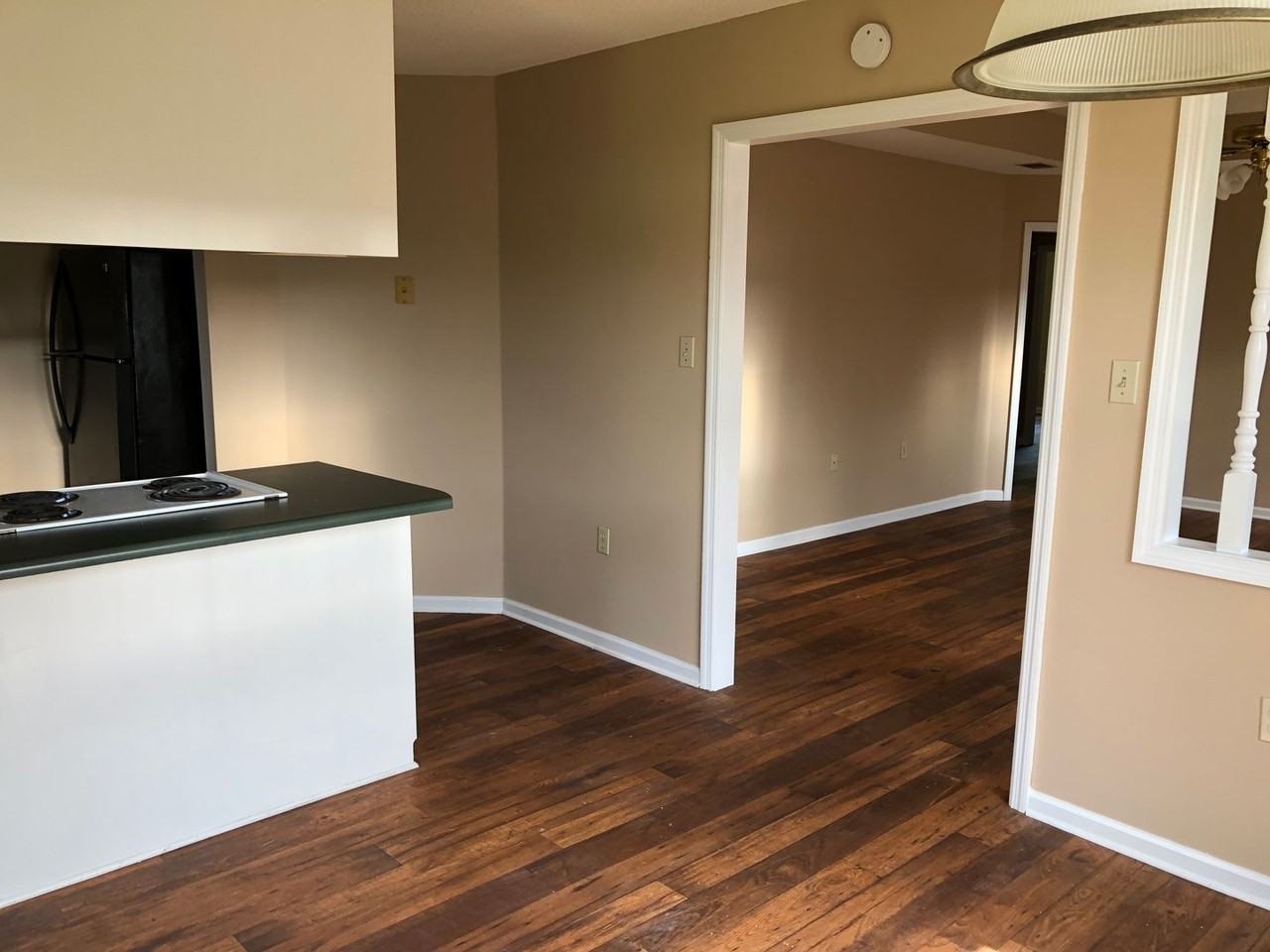 4150 Hamilton Cir - Photo 6 of 10