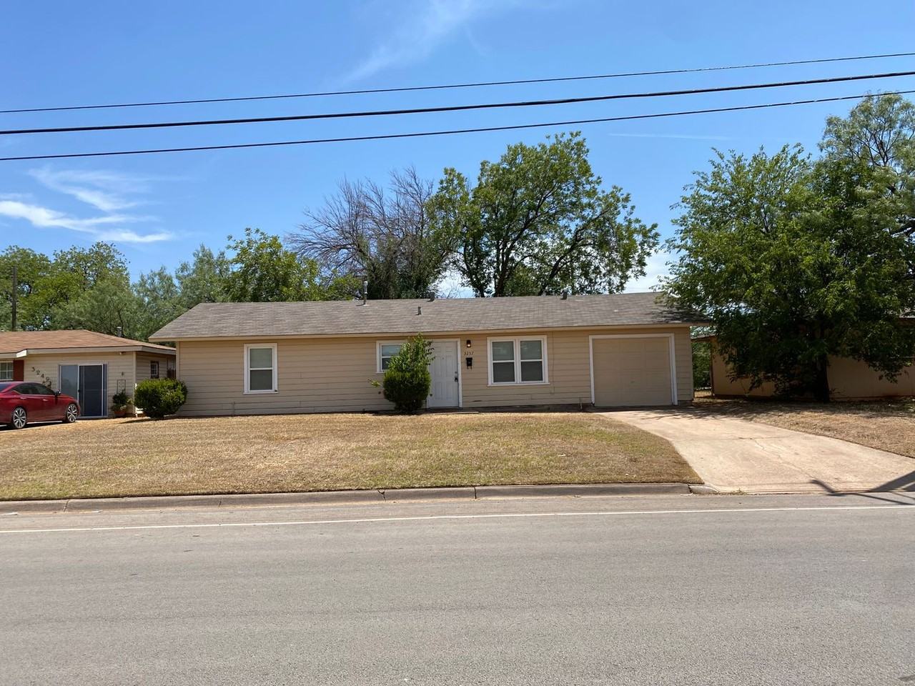 3257 Vogel St - Photo 3 of 24